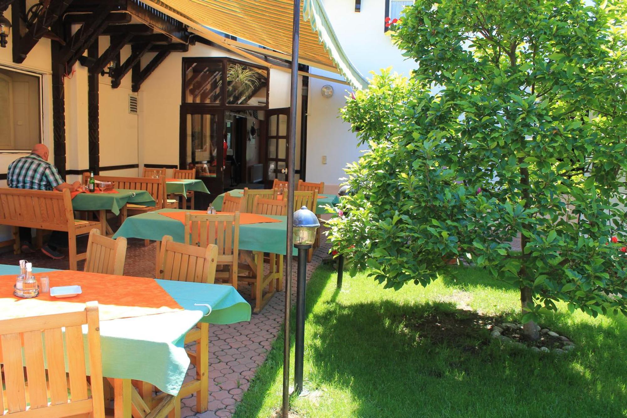 Pension Tip-Top Târgu-Mureş Eksteriør billede